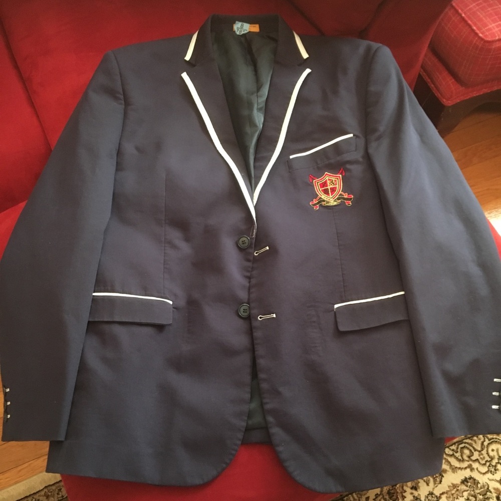 Lanzino blue blazer with white piping. Lanzino Coat of Arms over chest. Size XL